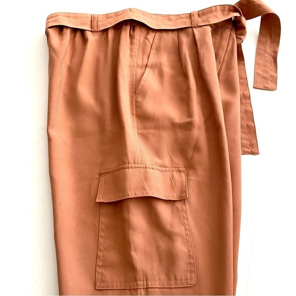 High Waist Pleated Tapered Cargo Pants Size Medium Pockets Lightweight Spring - Picture 4 of 16
